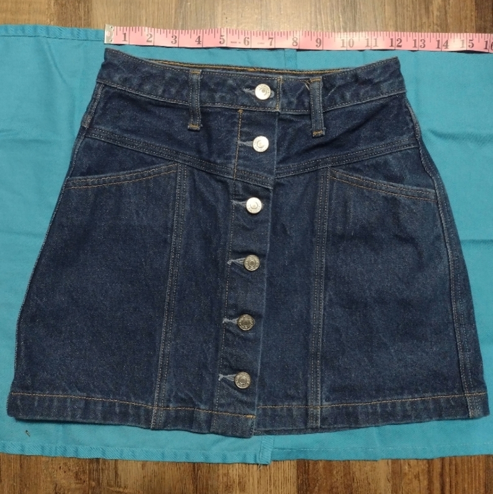 Abercrombie & Fitch Natural Rise Skirt
